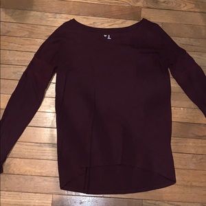 Burgundy t shirt